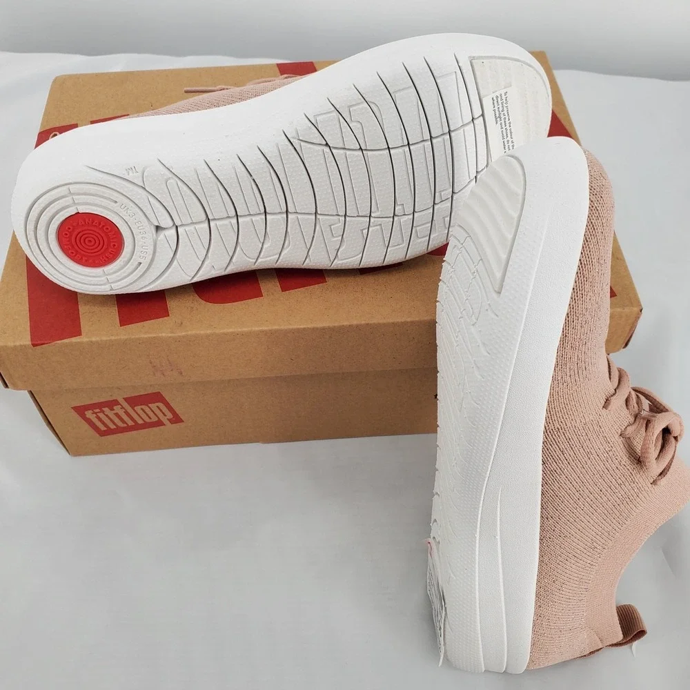 Fitflop brand model
